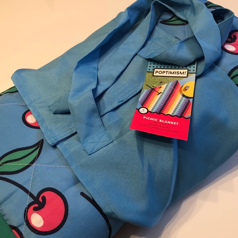 ✨SOLD✨Cherry Picnic Blanket 🍒 - Picture 2 of 3
